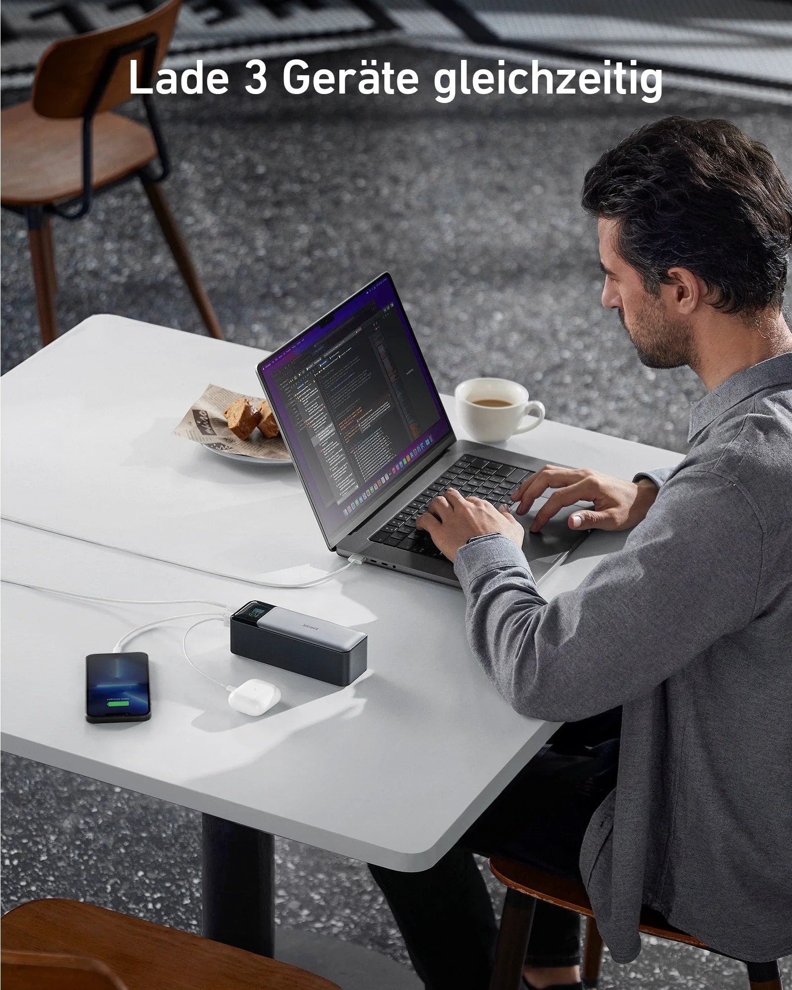 Anker 737 Powerbank (PowerCore 24K) mit USB-C auf USB-C Kabel (0,9m, 240W, Upcycled-Flechtdesign)